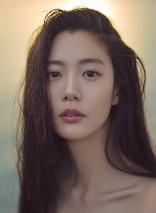 香烟女郎